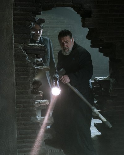Score Free Double Passes to See New Russell Crowe Movie, The Pope’s Exorcist