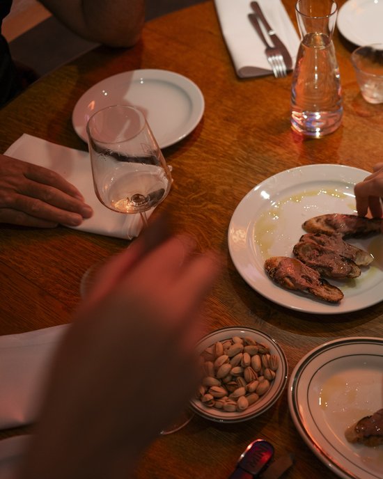 <p>
An Editor’s Preview Dinner at South Melbourne Wine Bar, Kirbie
</p>