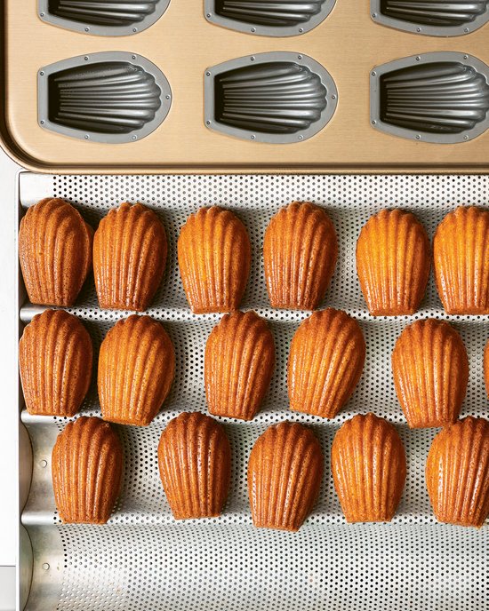 <p>
	Madeleine De Proust Pop-Up Afternoon Tea at Yugen Tea Bar
</p>
