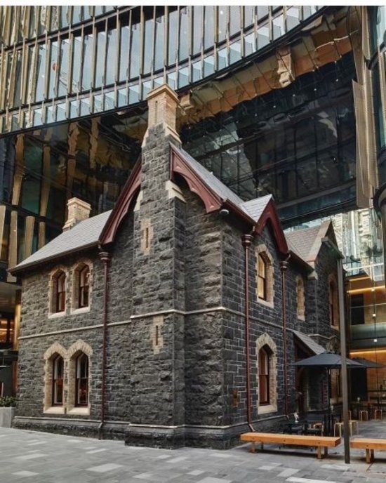 <p>
	24 Hour Early Invite:&nbsp;A Cocktail Masterclass With Michael and Zara Madrusan at Reed House
</p>
