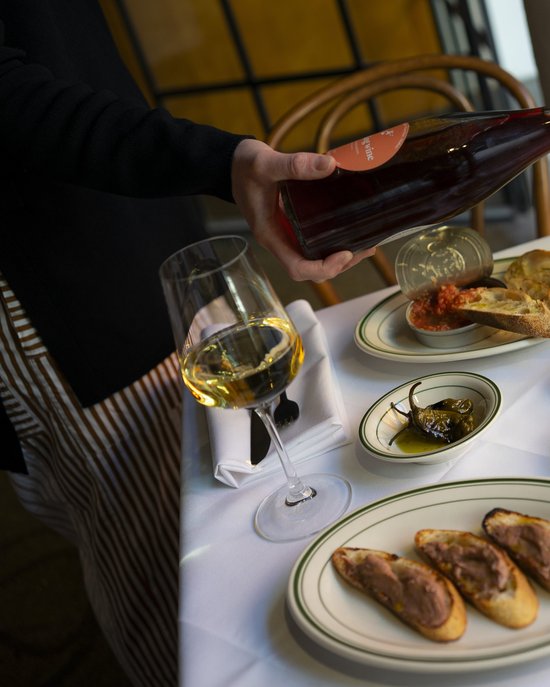 <p>
An Editor’s Preview Dinner at South Melbourne Wine Bar, Kirbie
</p>
