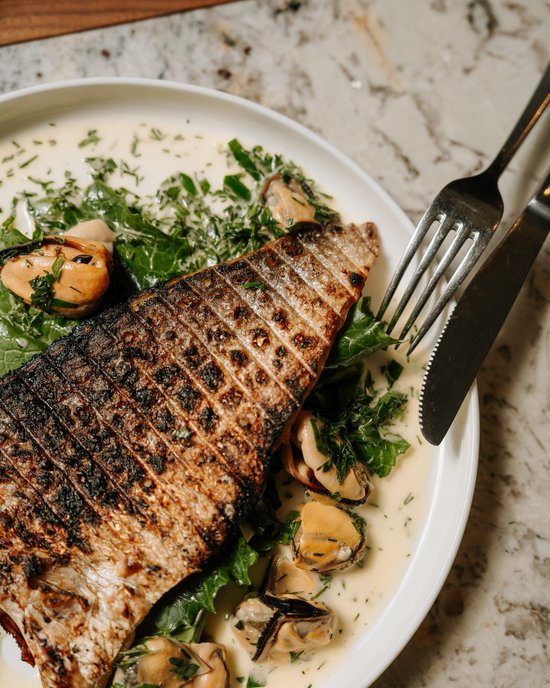 <p>
	Readers&rsquo; Preview at Farmer&rsquo;s Daughters Wine House
</p>
