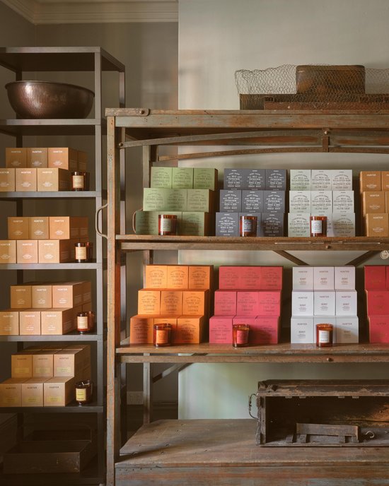 <p>
	Hunter Candles&nbsp;
</p>

