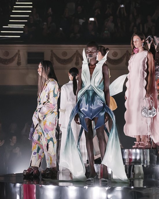 <p>
	Front Row Seats at Melbourne Fashion Week
</p>
