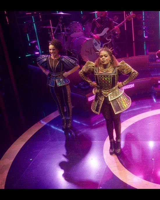 <p>
	Win Double Passes to SIX The Musical Live
</p>
