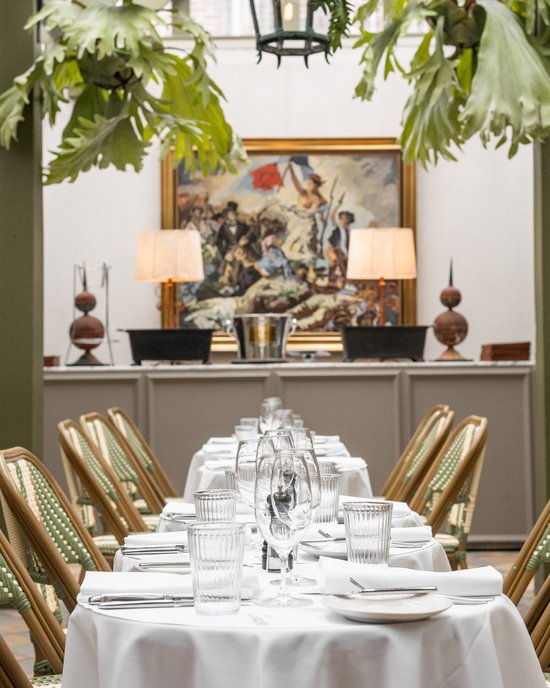 <p>
	Early Invite: Exclusive Readers&rsquo; Lunch at Entrecote in Le Conservatoire
</p>
