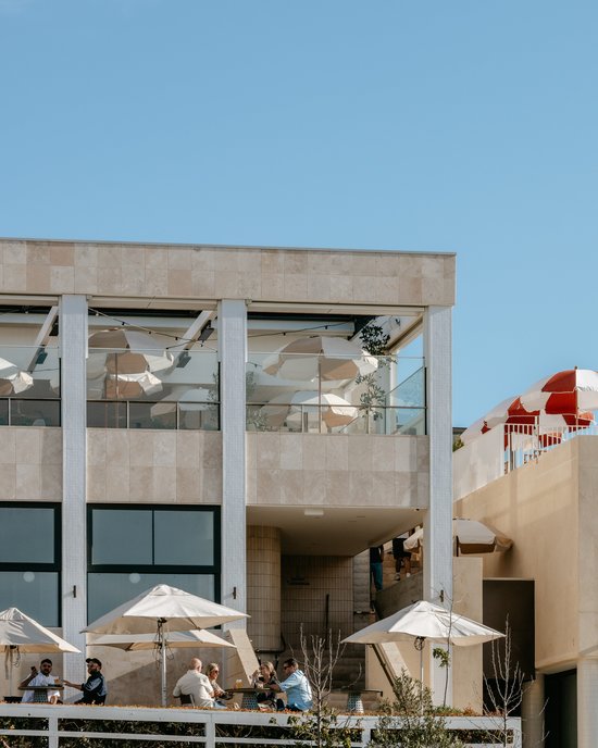 <p>
	&nbsp;Win a $4000 Hotel Sorrento Weekend
</p>
