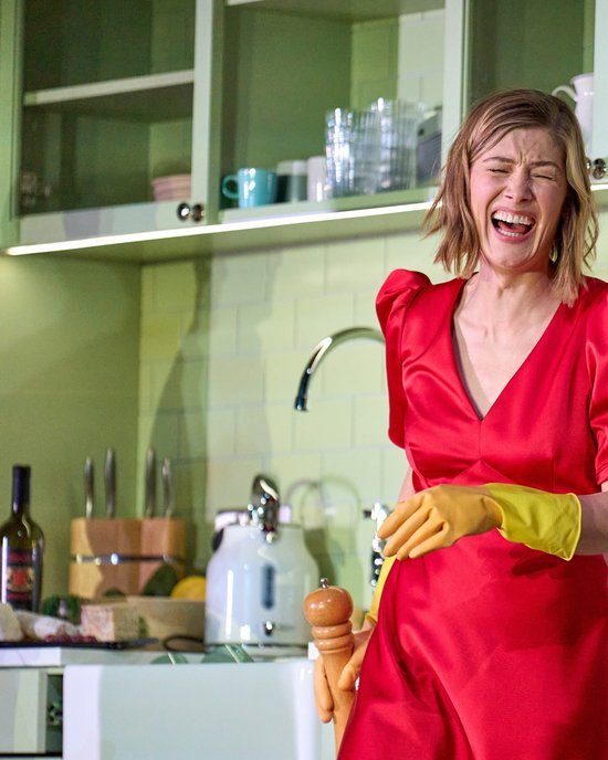 <p>
	Score a Double Pass To See a Rosamund Pike Play at Sydney Opera House
</p>
