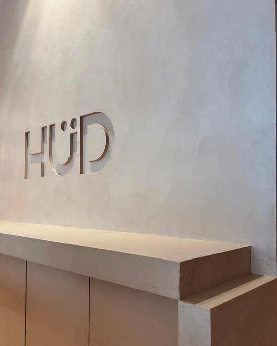 <p>
Win One Year of Skin Treatments at HÜD, Worth $6,000
</p>