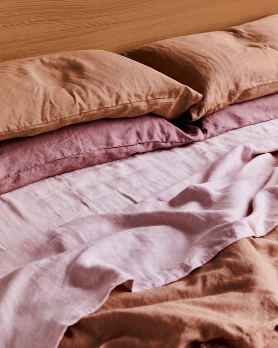 <p>
	Score a Double Pass to the Affordable Art Fair With Bed Threads
</p>
