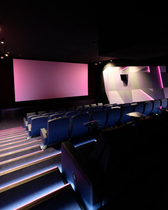 <p>
	24 Hours Early Invite Free Private Screening of The Smashing Machine at Fomo Cinema
</p>
